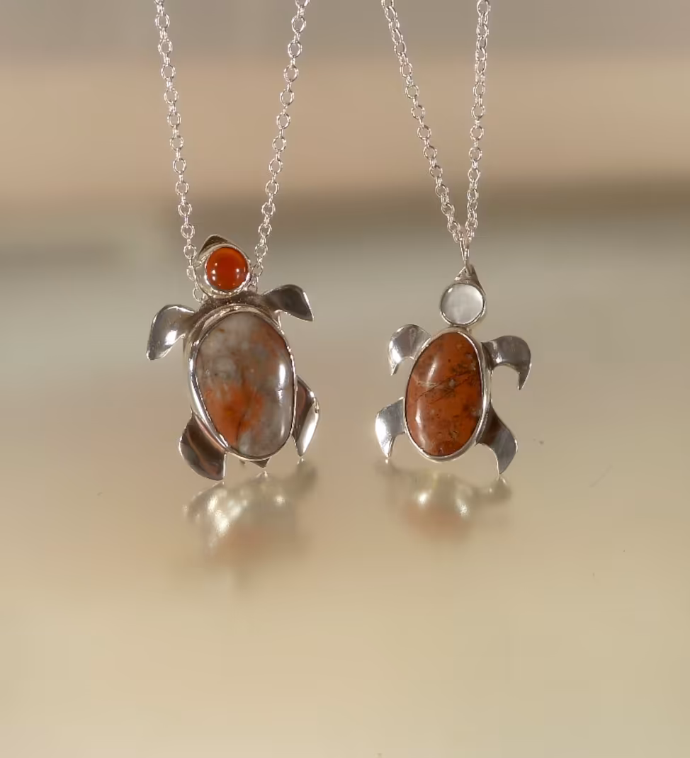 Tortue Luth - Pendentif by Cloquille