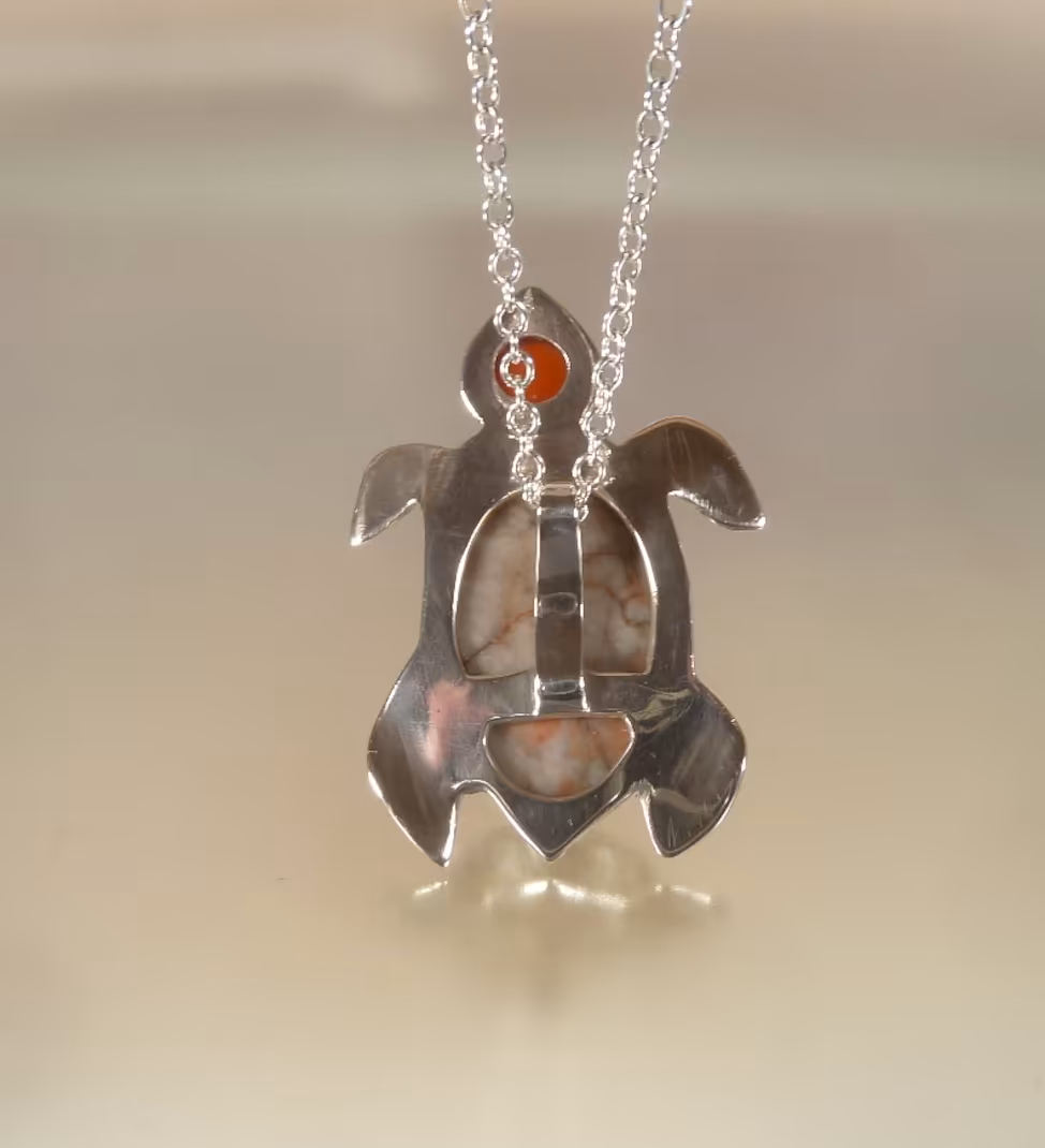 Tortue Luth Thétis- Pendentif by Cloquille