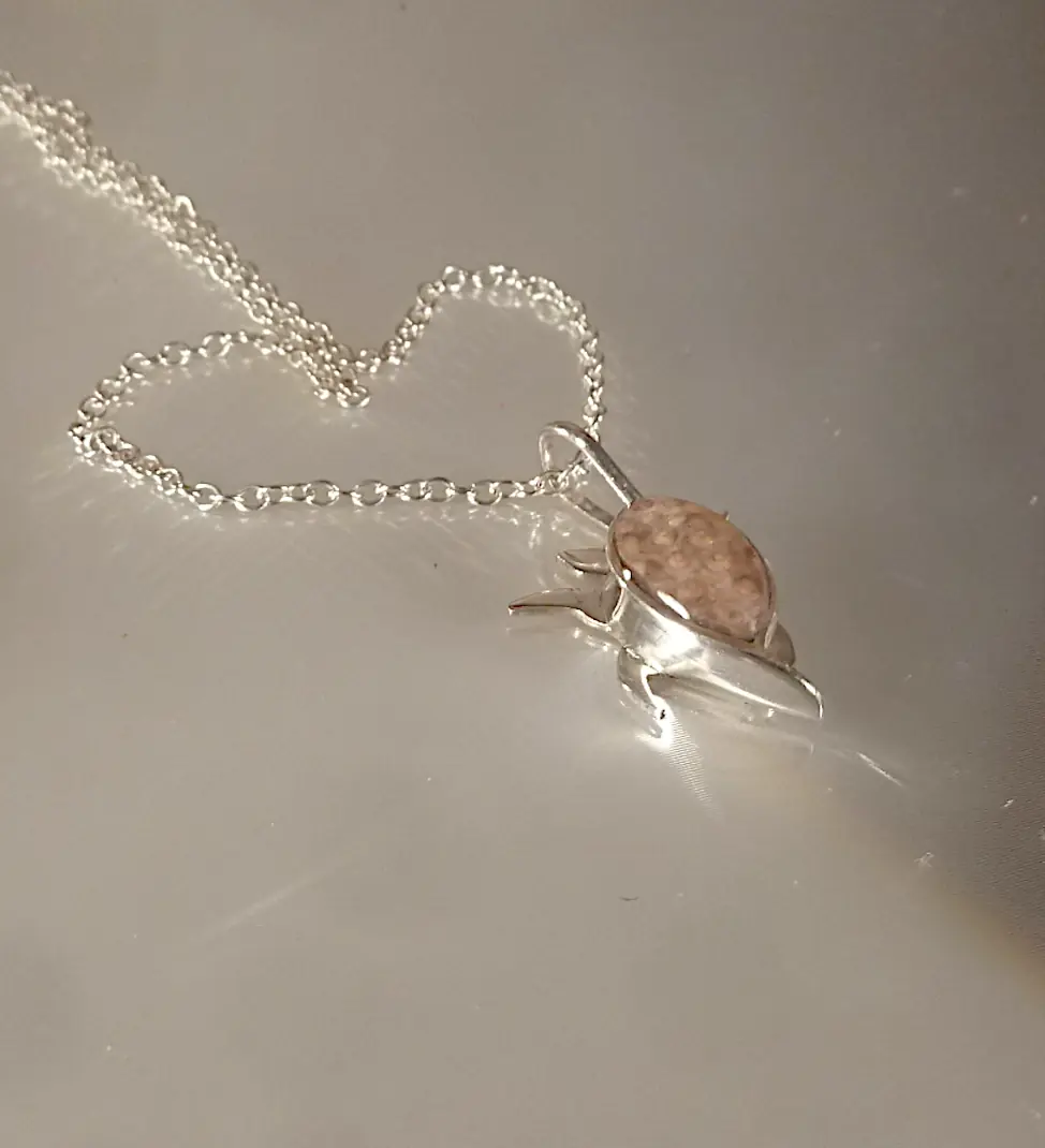 Pendentif tortue de kemp by Cloquille