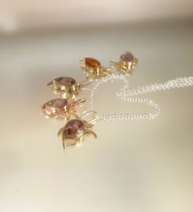 Pendentif tortue de Kemp by Cloquille