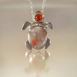 Pendentif Tortue Luth by Cloquille - Thétis